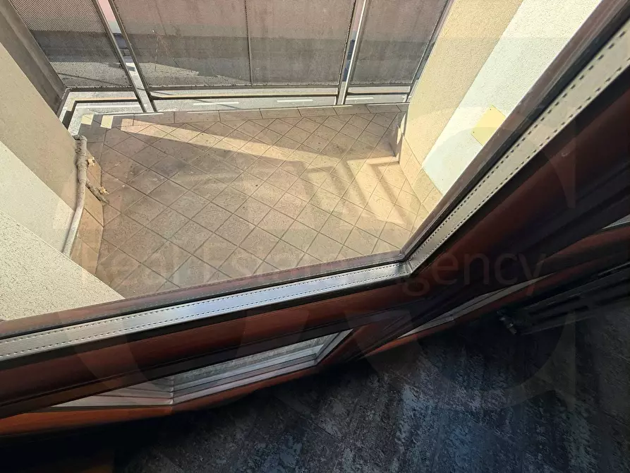 Immagine 24 di Appartamento in vendita  34 a Trezzano Sul Naviglio