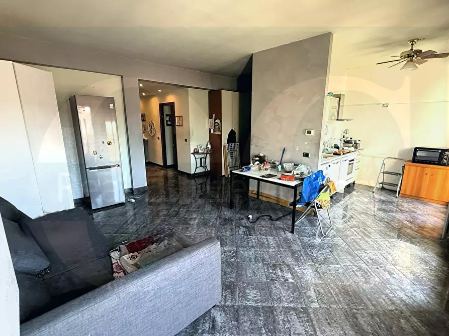 Immagine 18 di Appartamento in vendita  34 a Trezzano Sul Naviglio