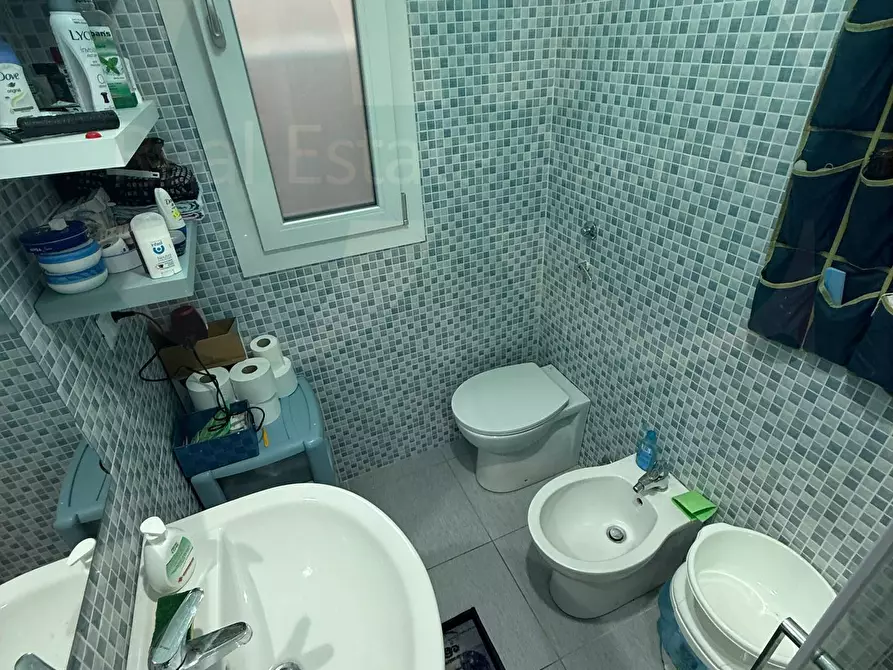 Immagine 12 di Appartamento in vendita  4 a Milano