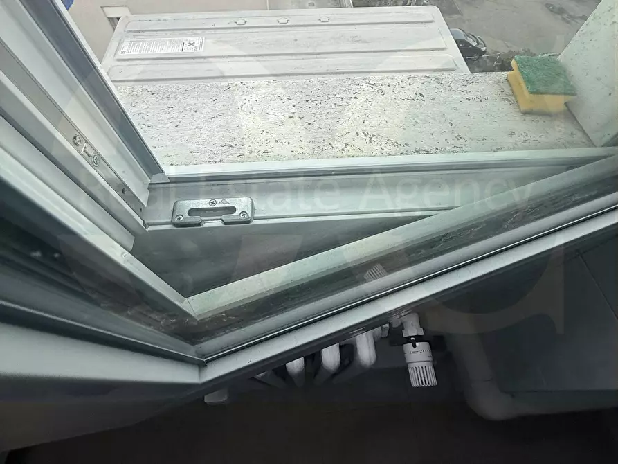 Immagine 22 di Appartamento in vendita  4 a Milano