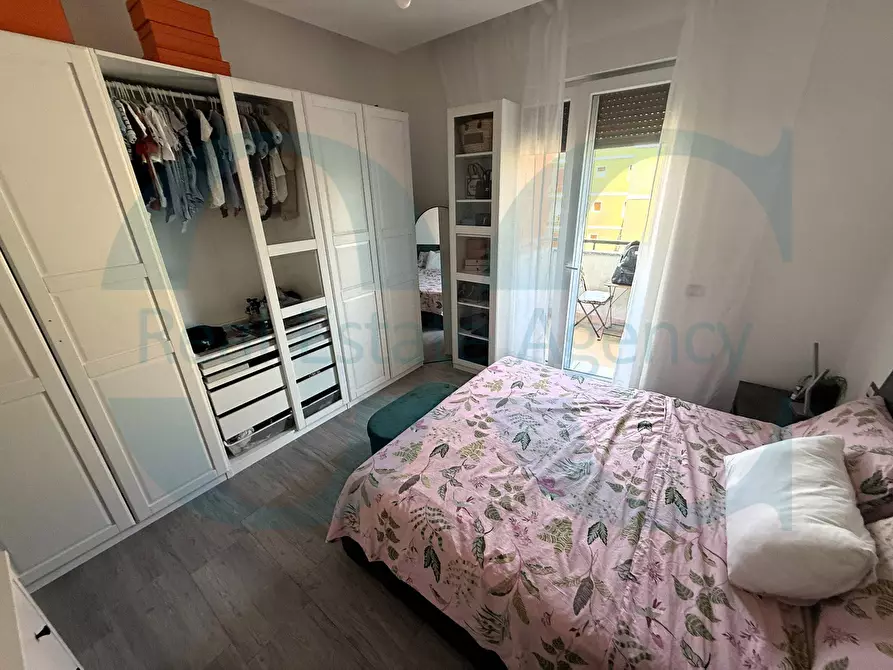 Immagine 36 di Appartamento in vendita  28 a Trezzano Sul Naviglio