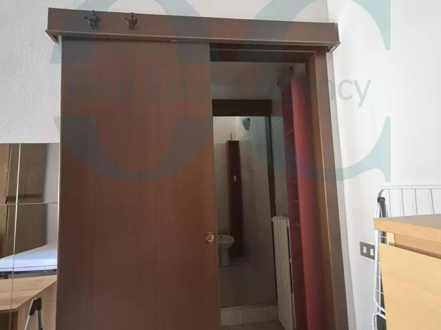 Immagine 10 di Appartamento in affitto  13 a Milano
