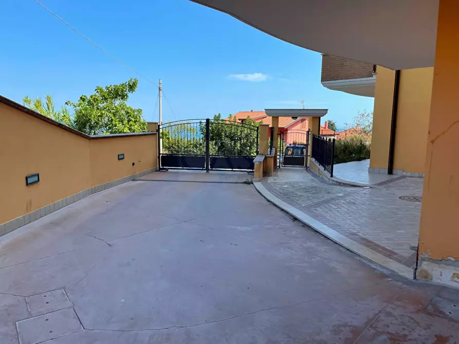 Immagine 10 di Appartamento in vendita  in Contrada San Martino a Colonnella