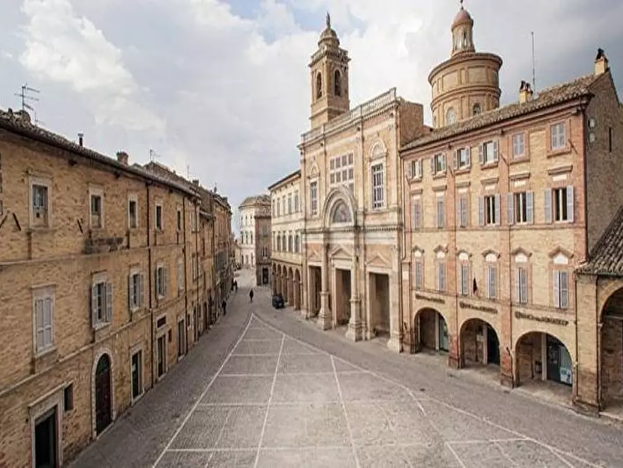 Immagine 3 di Locale commerciale in affitto  in Viale IV Novembre a Offida