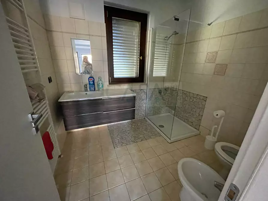 Immagine 7 di Appartamento in vendita  in Via Leopardi a Nereto