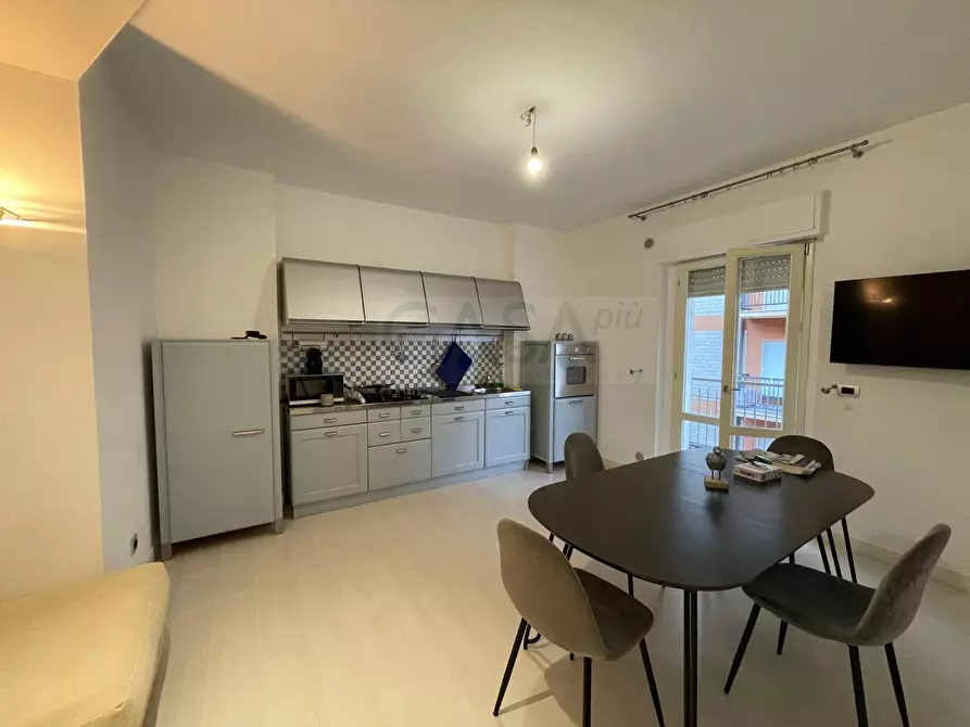 Immagine 4 di Appartamento in vendita  in Via Umberto Giordano a San Benedetto Del Tronto