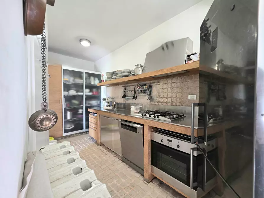 Immagine 10 di Appartamento in vendita  in Via Mameli 32 a San Benedetto Del Tronto