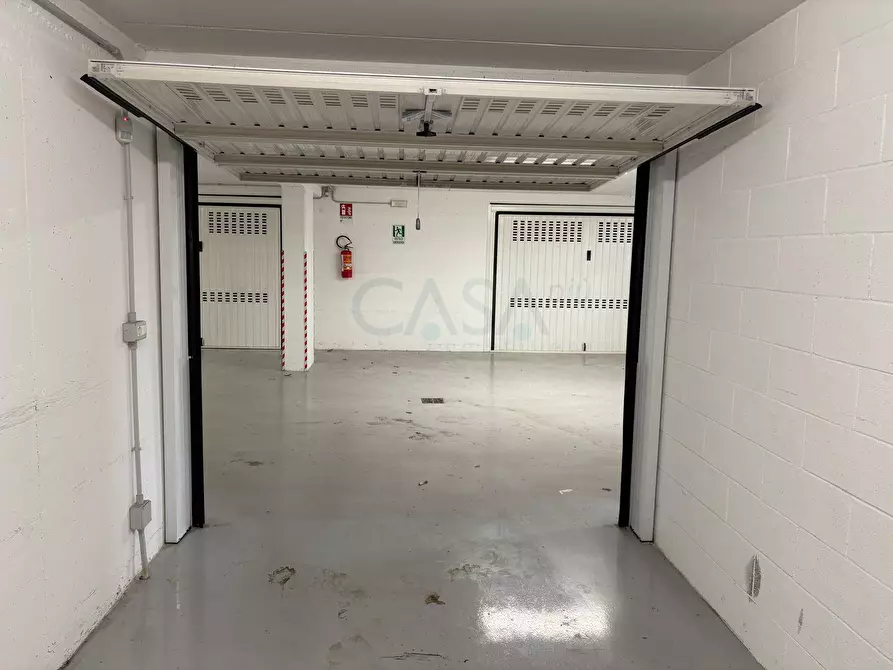 Immagine 4 di Box auto in vendita  in Via Marsala 40 a San Benedetto Del Tronto