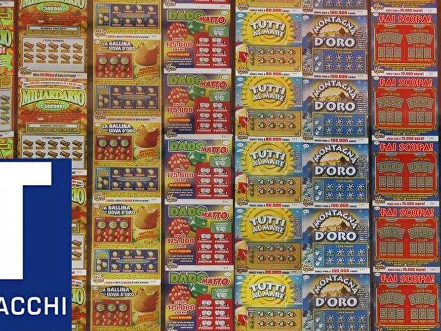 Immagine 4 di Attività commerciale in vendita  in Corso Mazzini a Ascoli Piceno