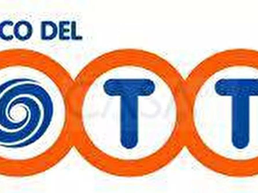 Immagine 7 di Attività commerciale in vendita  in Corso Mazzini a Ascoli Piceno