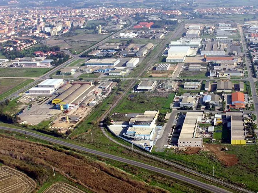 Immagine 2 di Magazzino in affitto  in Centobuchi a Monteprandone