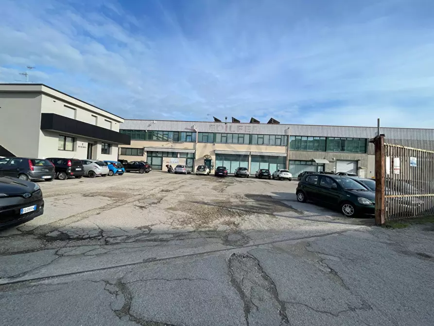Immagine 3 di Capannone industriale in vendita  in Via Pontida a San Benedetto Del Tronto