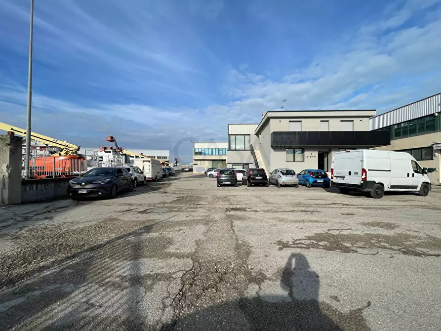 Immagine 5 di Capannone industriale in vendita  in Via Pontida a San Benedetto Del Tronto