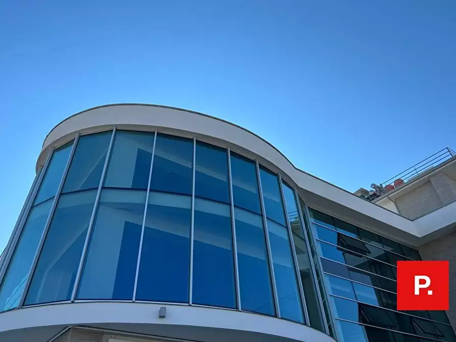 Immagine 4 di Ufficio in affitto  in via Nazionale appia a Curti