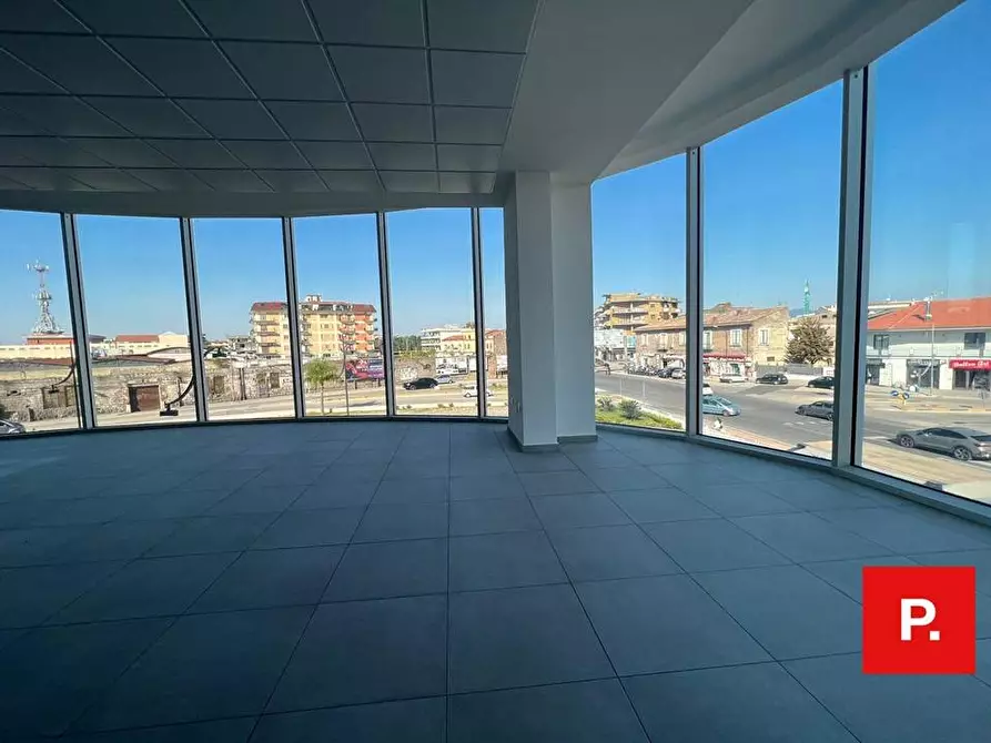 Immagine 8 di Ufficio in affitto  in via Nazionale appia a Curti