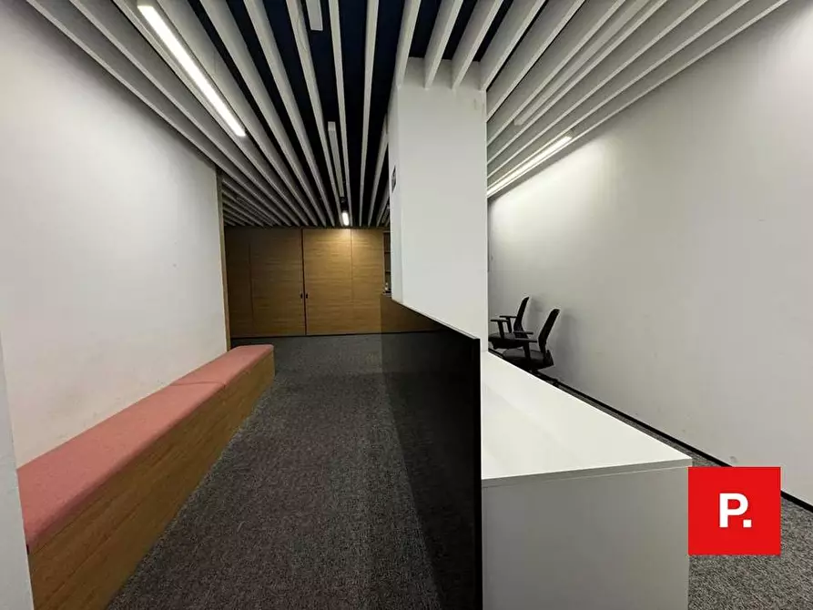 Immagine 7 di Ufficio in affitto  a Milano