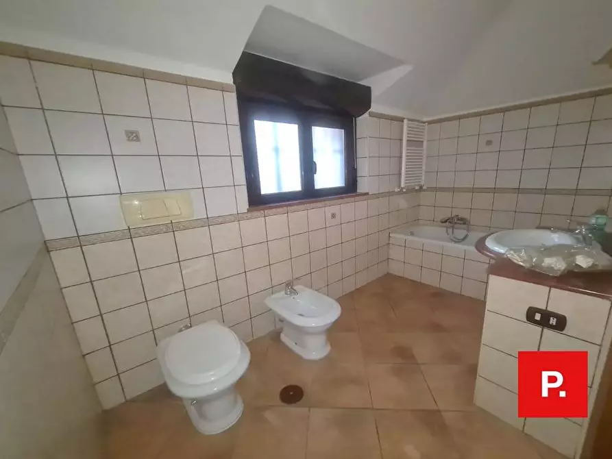 Immagine 20 di Appartamento in affitto  in viale Carlo III a San Nicola La Strada