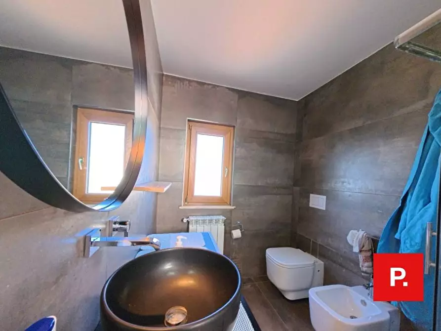 Immagine 28 di Appartamento in vendita  in Via Mazzini a Caserta