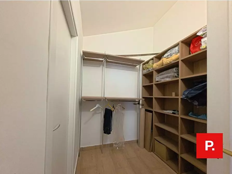 Immagine 9 di Appartamento in vendita  in Via Mazzini a Caserta