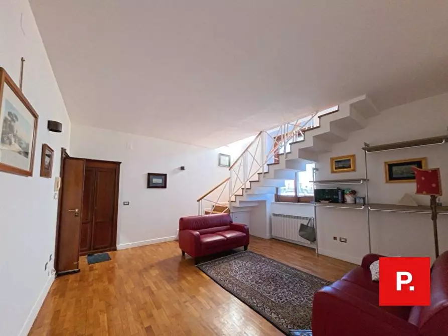 Immagine 2 di Appartamento in vendita  in Via Mazzini a Caserta