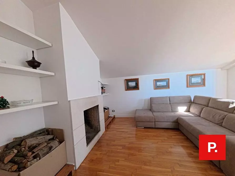 Immagine 22 di Appartamento in vendita  in Via Mazzini a Caserta