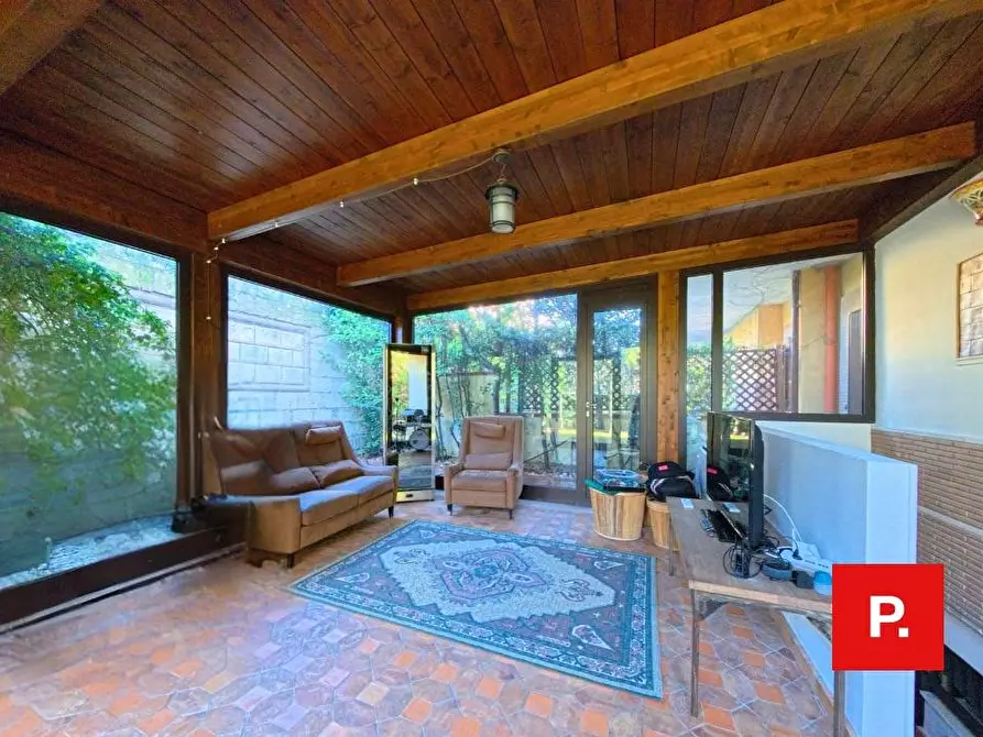 Immagine 36 di Villetta a schiera in vendita  a Caserta