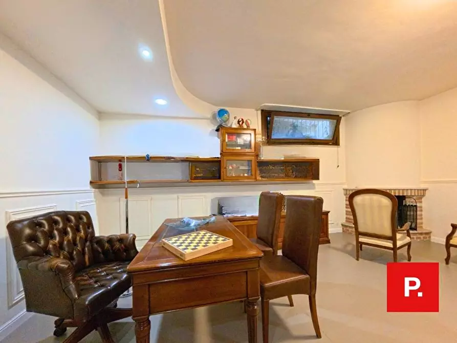 Immagine 40 di Villetta a schiera in vendita  a Caserta