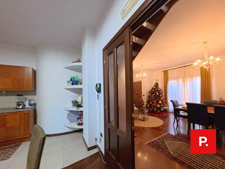 Immagine 14 di Villetta a schiera in vendita  a Caserta