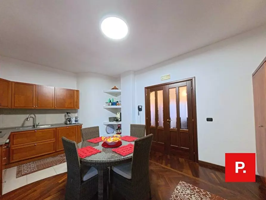 Immagine 17 di Villetta a schiera in vendita  a Caserta