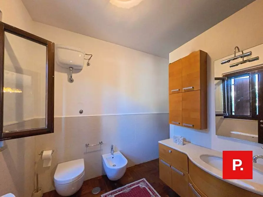 Immagine 24 di Villetta a schiera in vendita  a Caserta