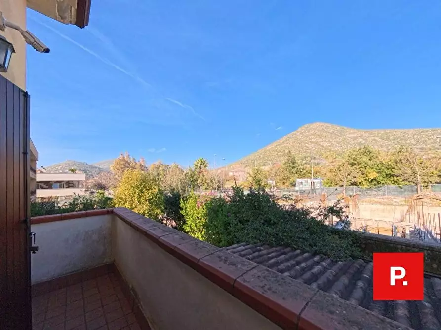 Immagine 27 di Villetta a schiera in vendita  a Caserta