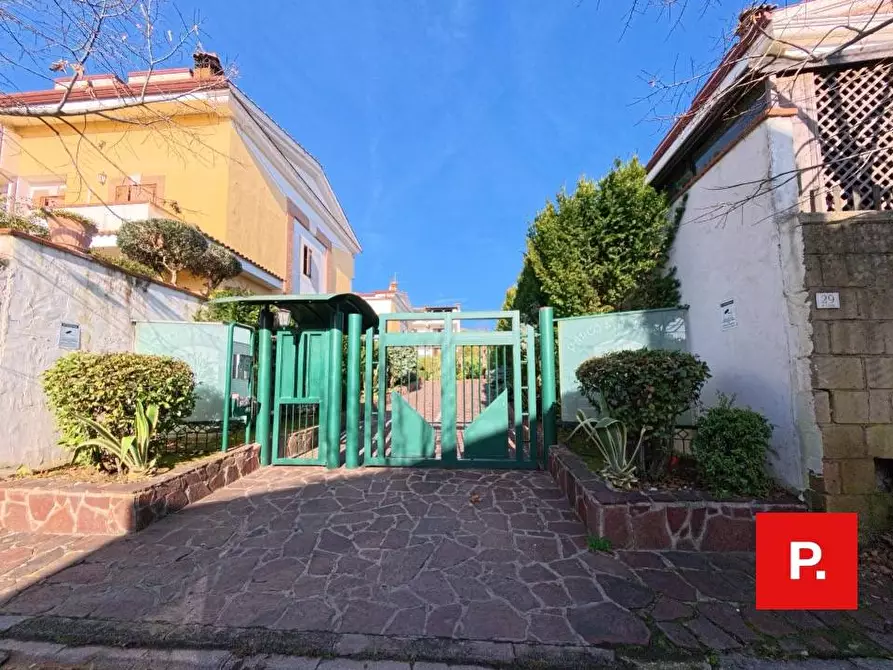 Immagine 47 di Villetta a schiera in vendita  a Caserta