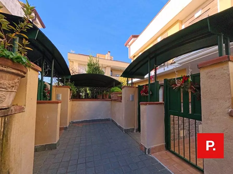 Immagine 53 di Villetta a schiera in vendita  a Caserta