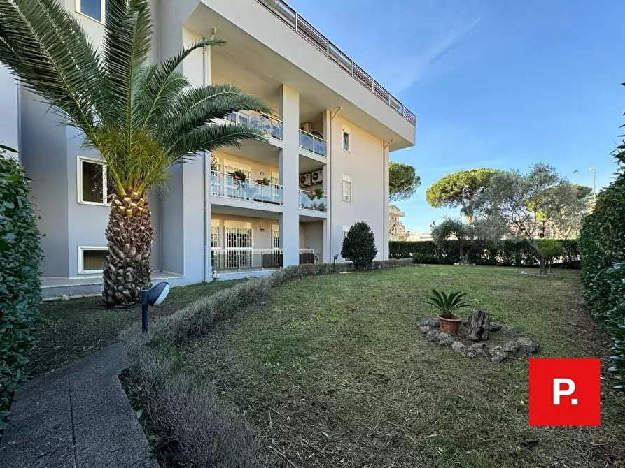 Immagine 30 di Appartamento in affitto  in Via Campania - Tredici 1 a Caserta