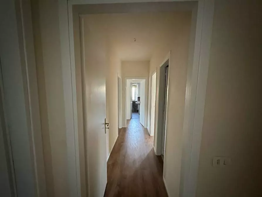 Immagine 11 di Appartamento in affitto  in Via Campania - Tredici 1 a Caserta