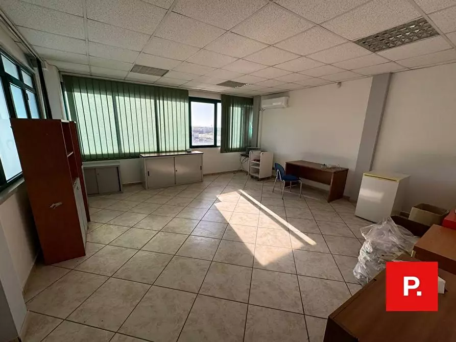 Immagine 6 di Ufficio in affitto  in VIA APPIA KM 197.300 SNC a Camigliano