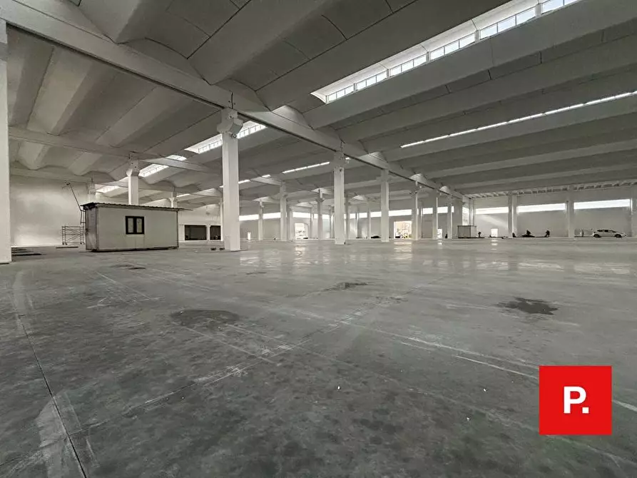Immagine 12 di Capannone industriale in affitto  in caserta sud a Caserta