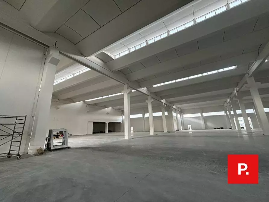 Immagine 5 di Capannone industriale in affitto  in caserta sud a Caserta