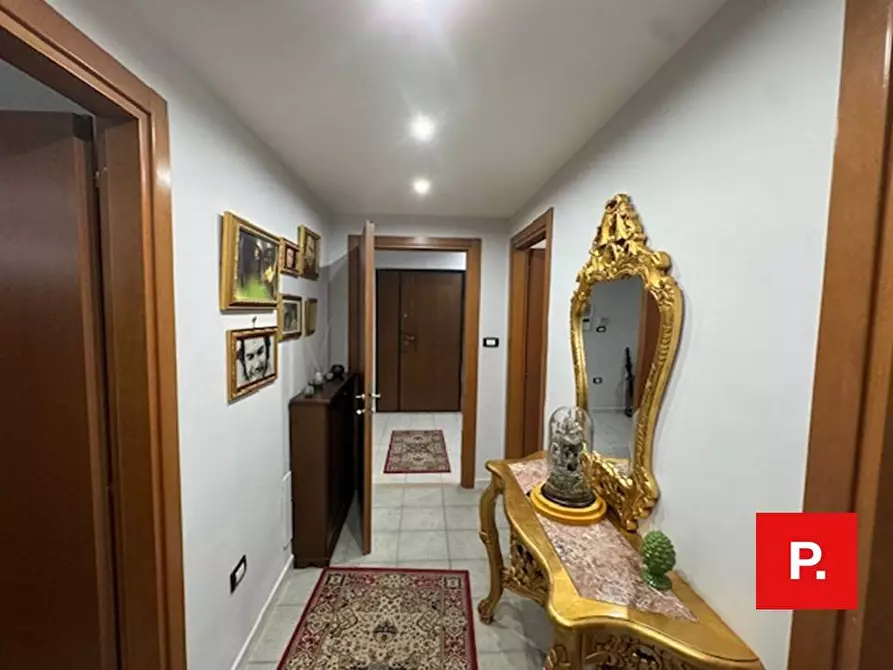 Immagine 11 di Ufficio in affitto  in via marchesiello a Caserta