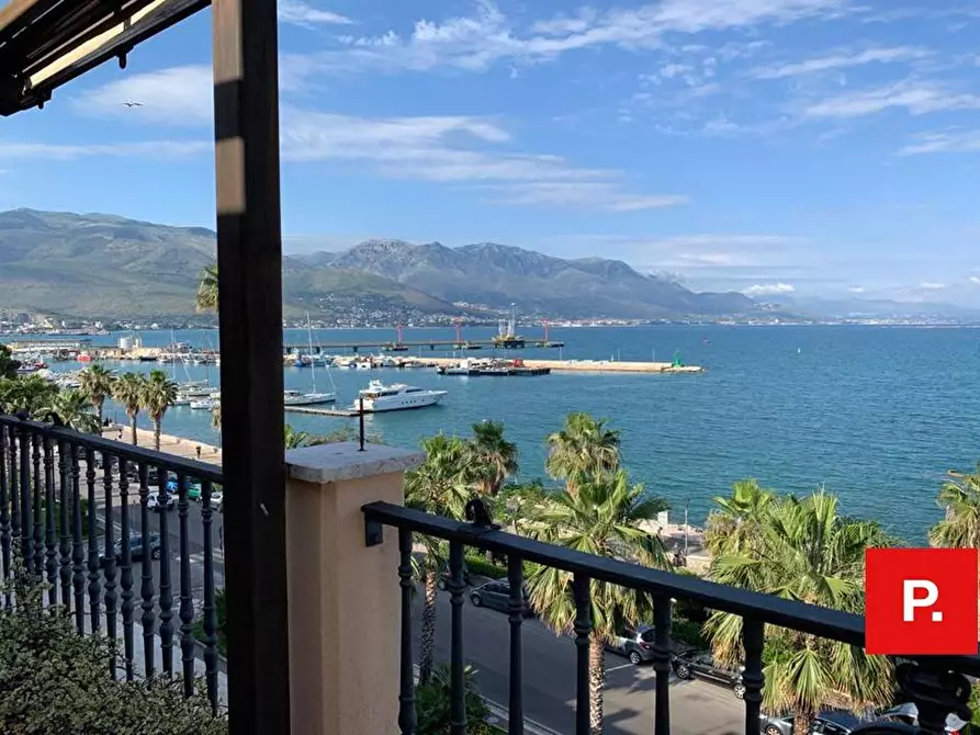 Immagine 6 di Appartamento in affitto  in lungomare giovanni caboto a Gaeta
