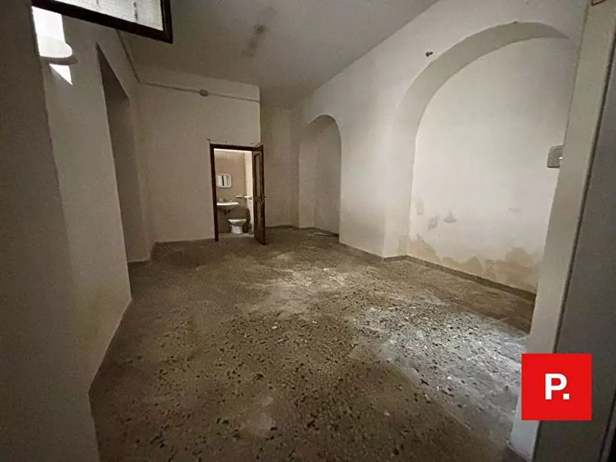 Immagine 7 di Locale commerciale in affitto  in Via San Carlo 64 a Caserta