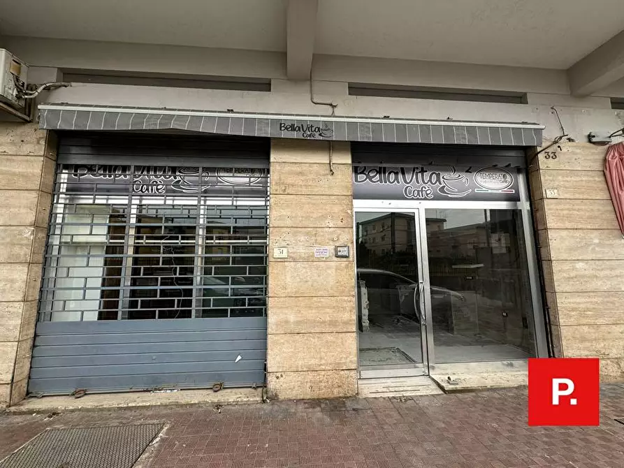 Immagine 7 di Locale commerciale in affitto  in via ferrarecce 31/33 a Caserta