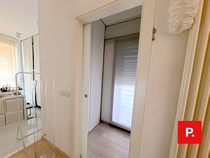 Immagine 13 di Appartamento in vendita  a Caserta