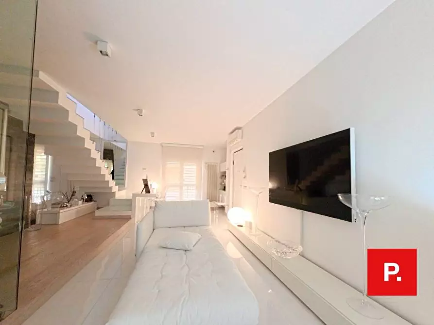 Immagine 3 di Appartamento in vendita  a Caserta