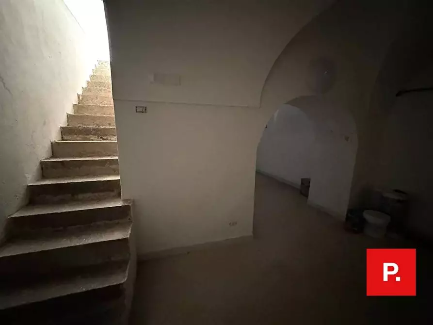 Immagine 13 di Locale commerciale in vendita  in Via Turati a Caserta