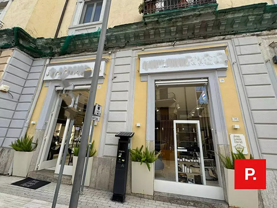 Immagine 1 di Locale commerciale in vendita  in via Turati 28 a Caserta