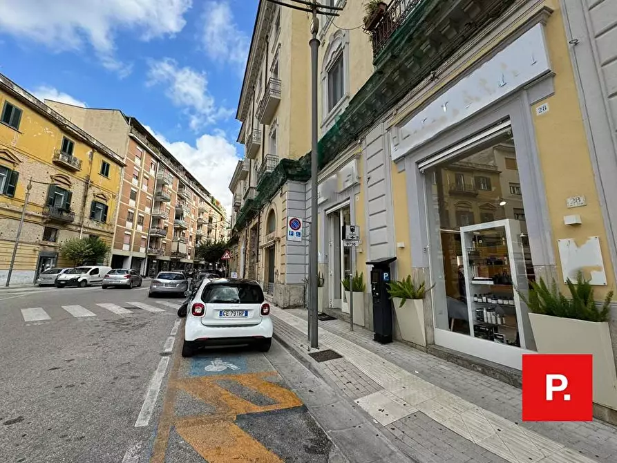 Immagine 11 di Locale commerciale in vendita  in via Turati 28 a Caserta