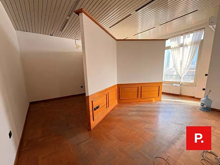 Immagine 17 di Appartamento in vendita  in Corso Meridionale a Napoli