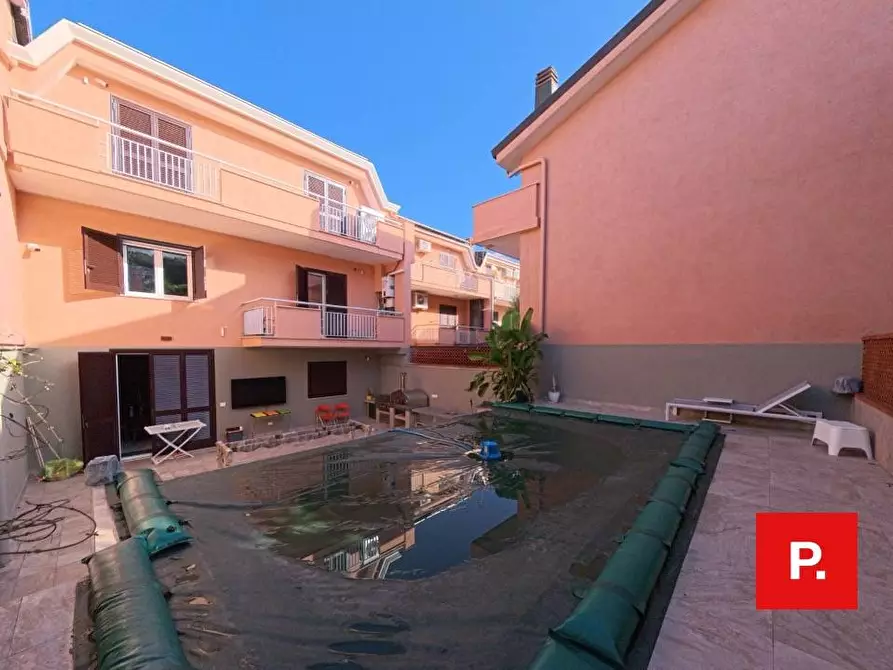 Immagine 32 di Villetta a schiera in affitto  in via Camusso a Caserta