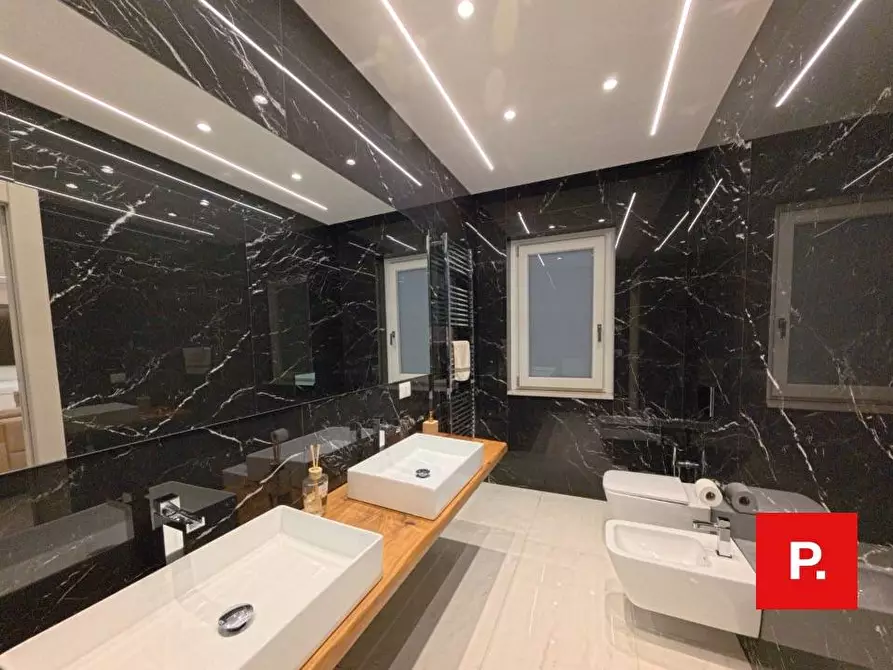 Immagine 12 di Villetta a schiera in affitto  in via Camusso a Caserta